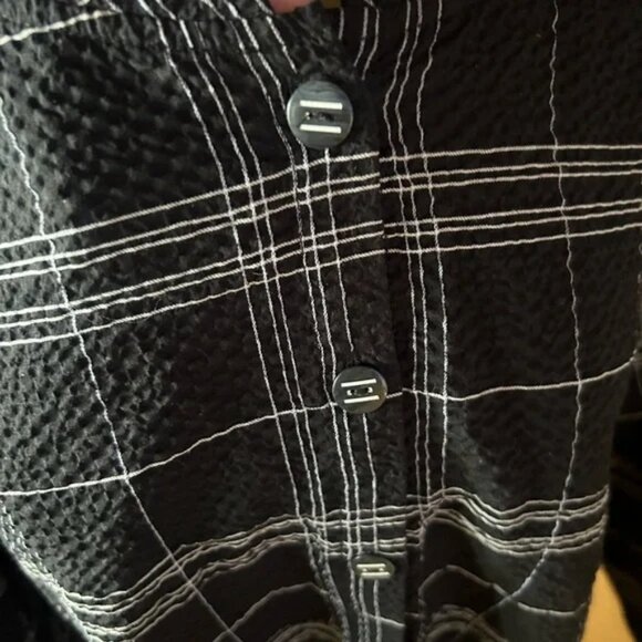 HABITAT clothes to live in size small black top with white striping, relaxed fit - Picture 2 of 9